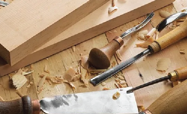 Essential Equipment for Every Carve