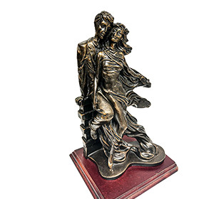 Romantic Lovers Sculpture Elegant Heavy Resin Statue